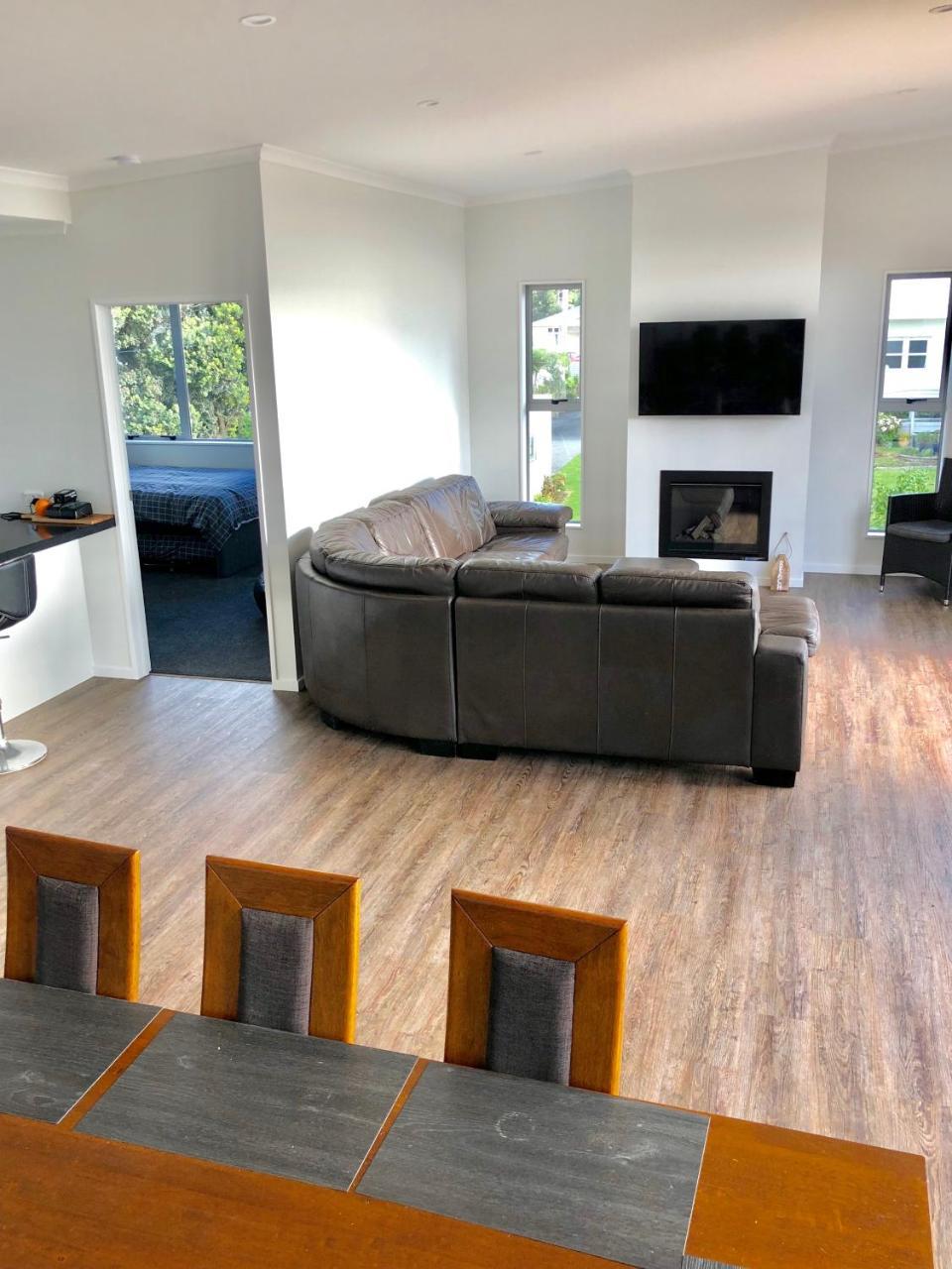 Otaki Beachfront Getaway Экстерьер фото